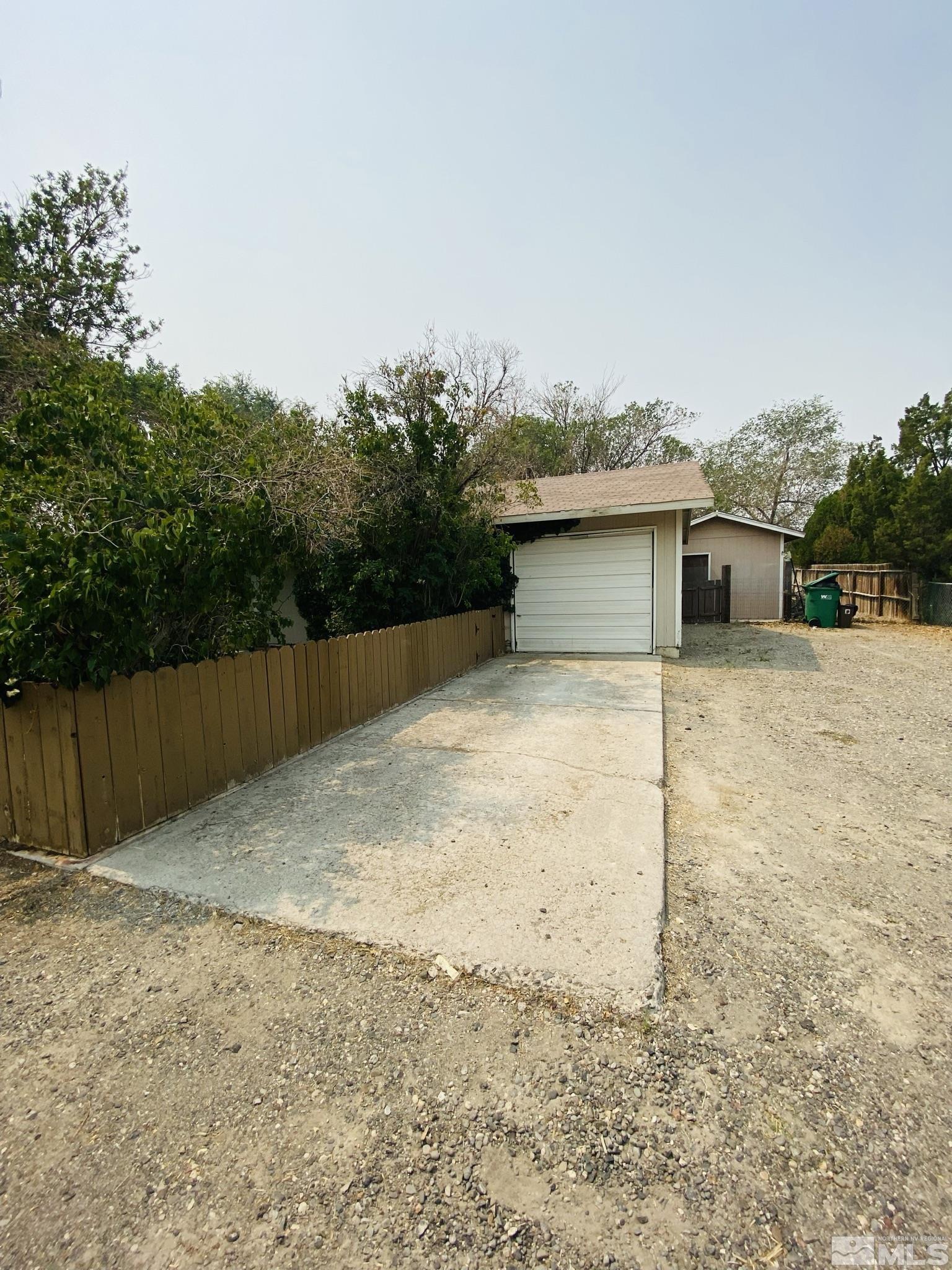 350 Curry Drive Fernley, NV 89408 - Photo 34 of 35 Photo 34