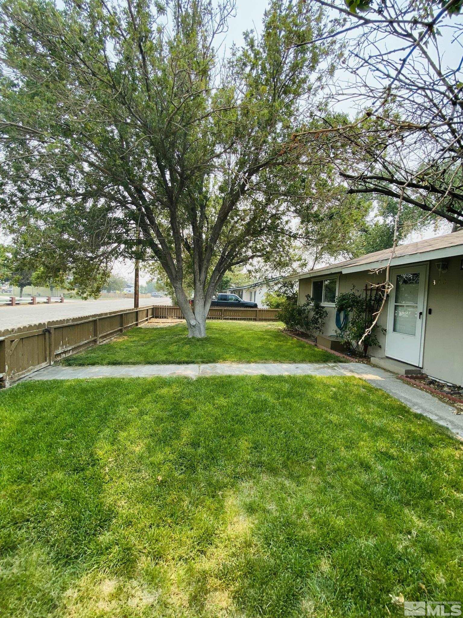 350 Curry Drive Fernley, NV 89408 - Photo 6 of 35 Photo 6