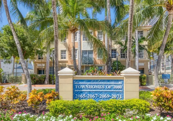 $4,800 | 2069 South Ocean Drive, Unit TH12, Hallandale Beach, FL 33009