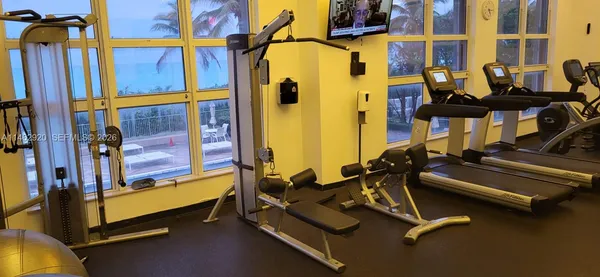 $4,800 | 2069 South Ocean Drive, Unit TH12, Hallandale Beach, FL 33009