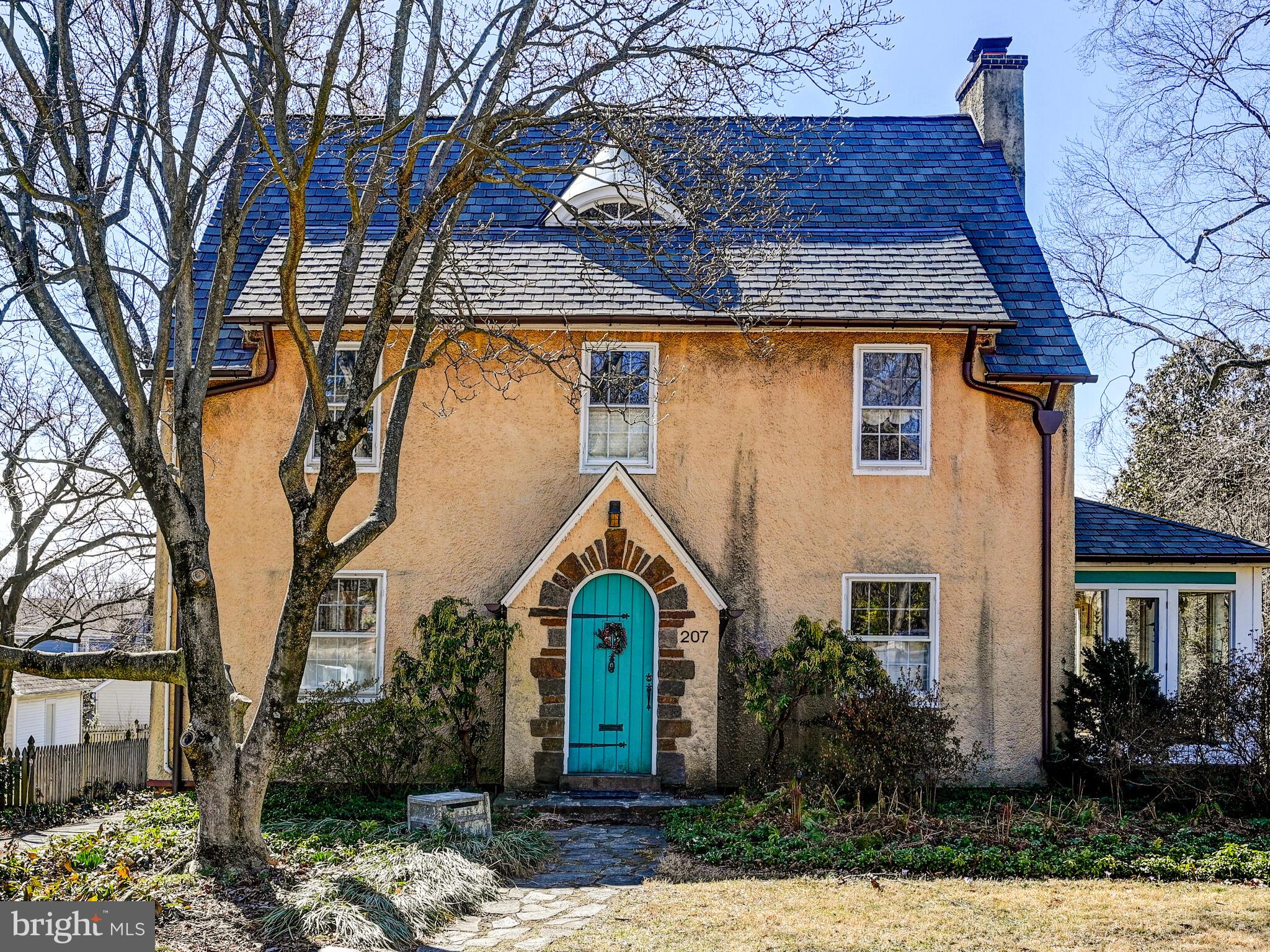 207 Cedarcroft Road Baltimore, MD 21212 - Photo 45 of 50 a front view of a house with a yard