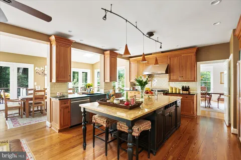 $1,895,000 | 11308 Stonehouse Place, Sterling, VA 20165