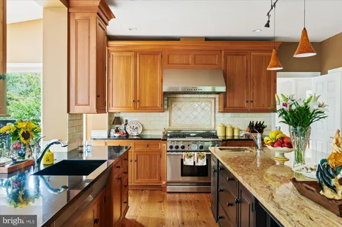 $1,895,000 | 11308 Stonehouse Place, Sterling, VA 20165