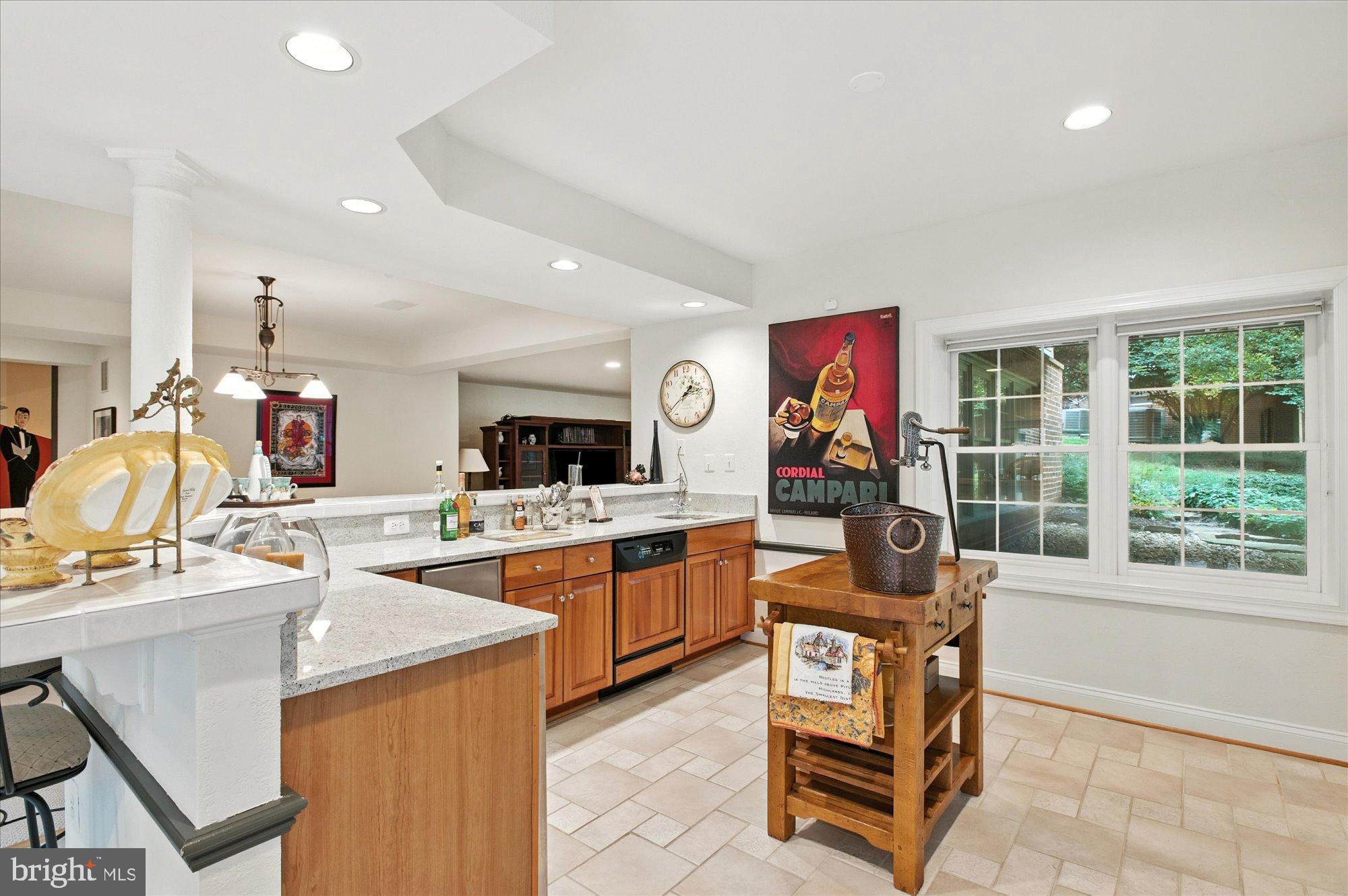 11308 Stonehouse Place Sterling, VA 20165 - Photo 53 of 76 Custom Built Wet Bar