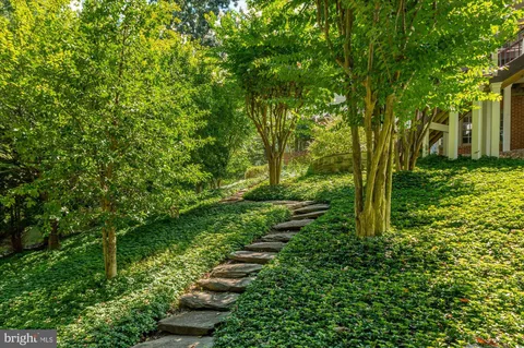 $1,895,000 | 11308 Stonehouse Place, Sterling, VA 20165