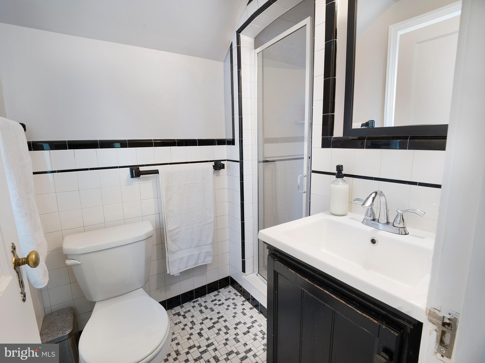 607 Greythorne Road Wynnewood, PA 19096 - Photo 18 of 26 Bathroom