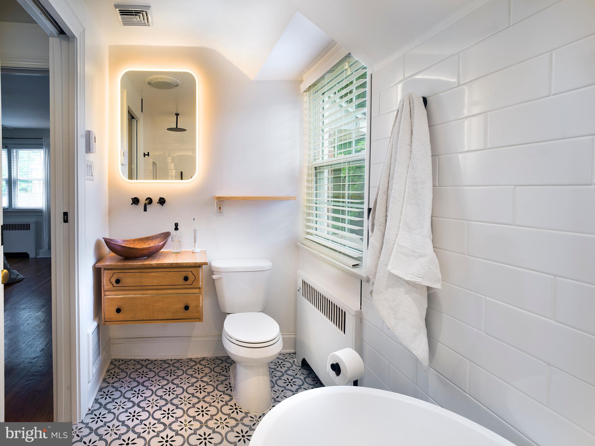 607 Greythorne Road Wynnewood, PA 19096 - Photo 21 of 26 Bathroom