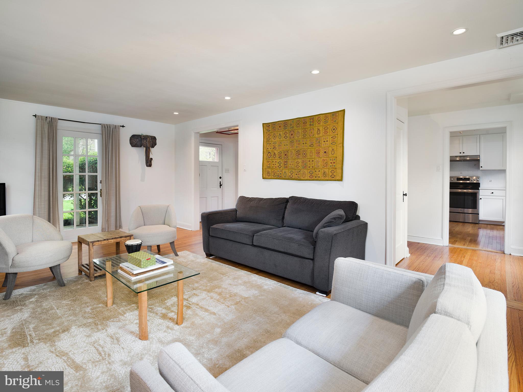 607 Greythorne Road Wynnewood, PA 19096 - Photo 8 of 26 Living Room