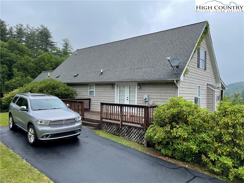 298 Russelton Road Boone, NC 28607 - Photo 27 of 28 a view of a roof deck