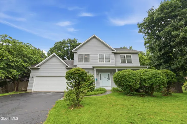 $472,900 | 536 Swaggertown Road, Glenville, NY 12302