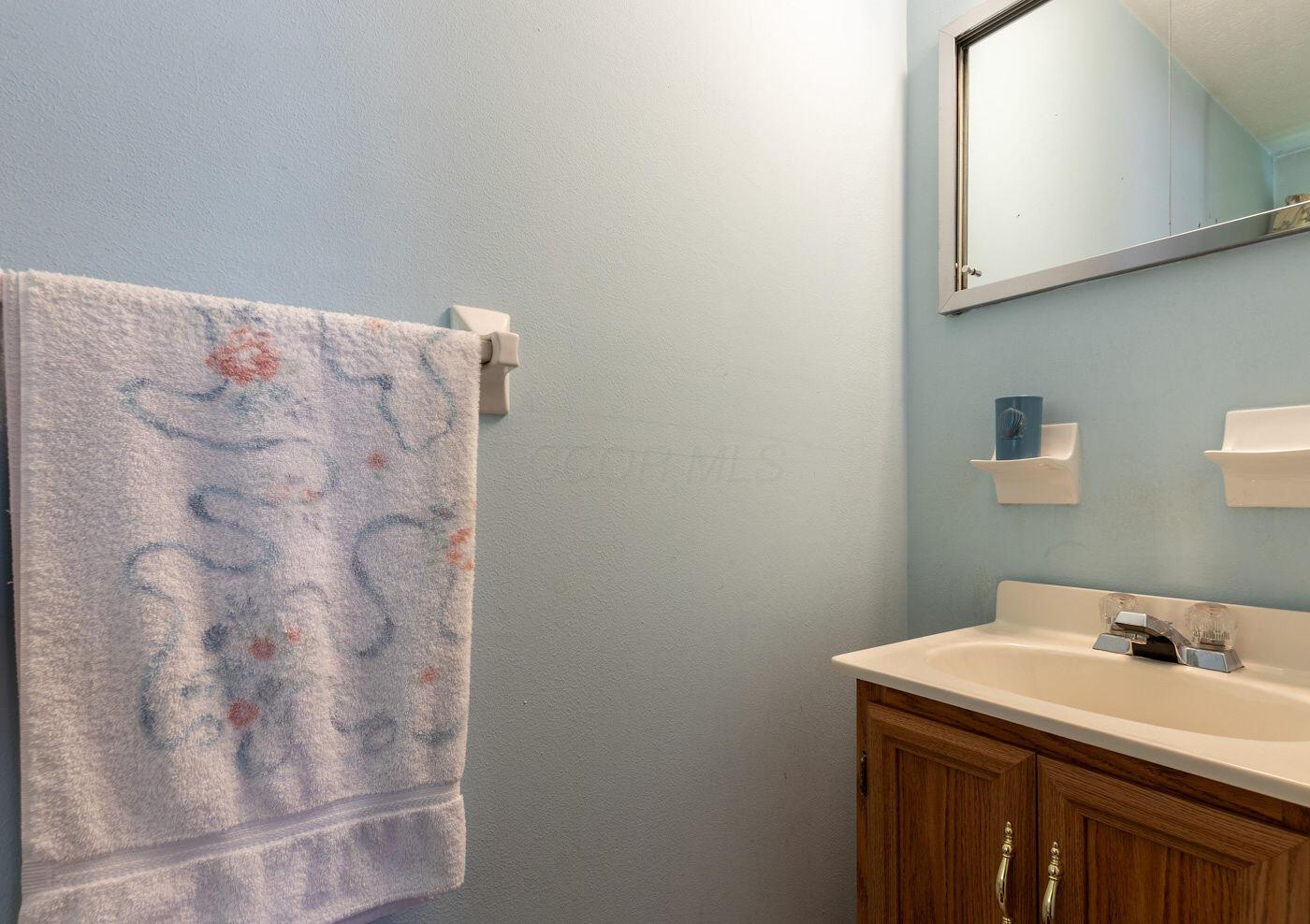3547 Noe Bixby Road Columbus, OH 43232 - Photo 21 of 27 20