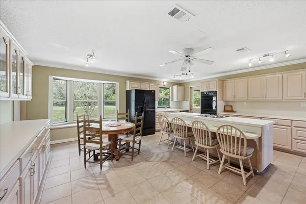 $229,900 | 3010 Kelly Street, West Orange, TX 77630