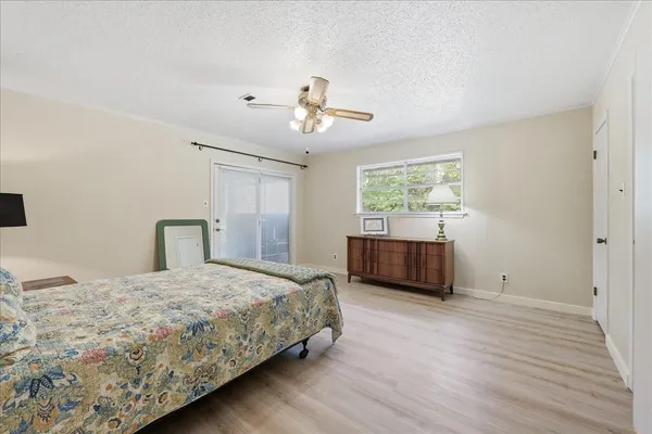 $229,900 | 3010 Kelly Street, West Orange, TX 77630