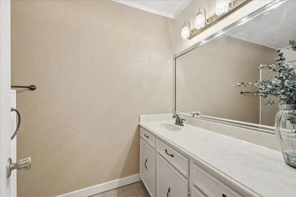 $229,900 | 3010 Kelly Street, West Orange, TX 77630