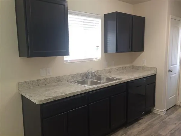 $2,110 | 4204 Twinleaf Drive, Fort Worth, TX 76036