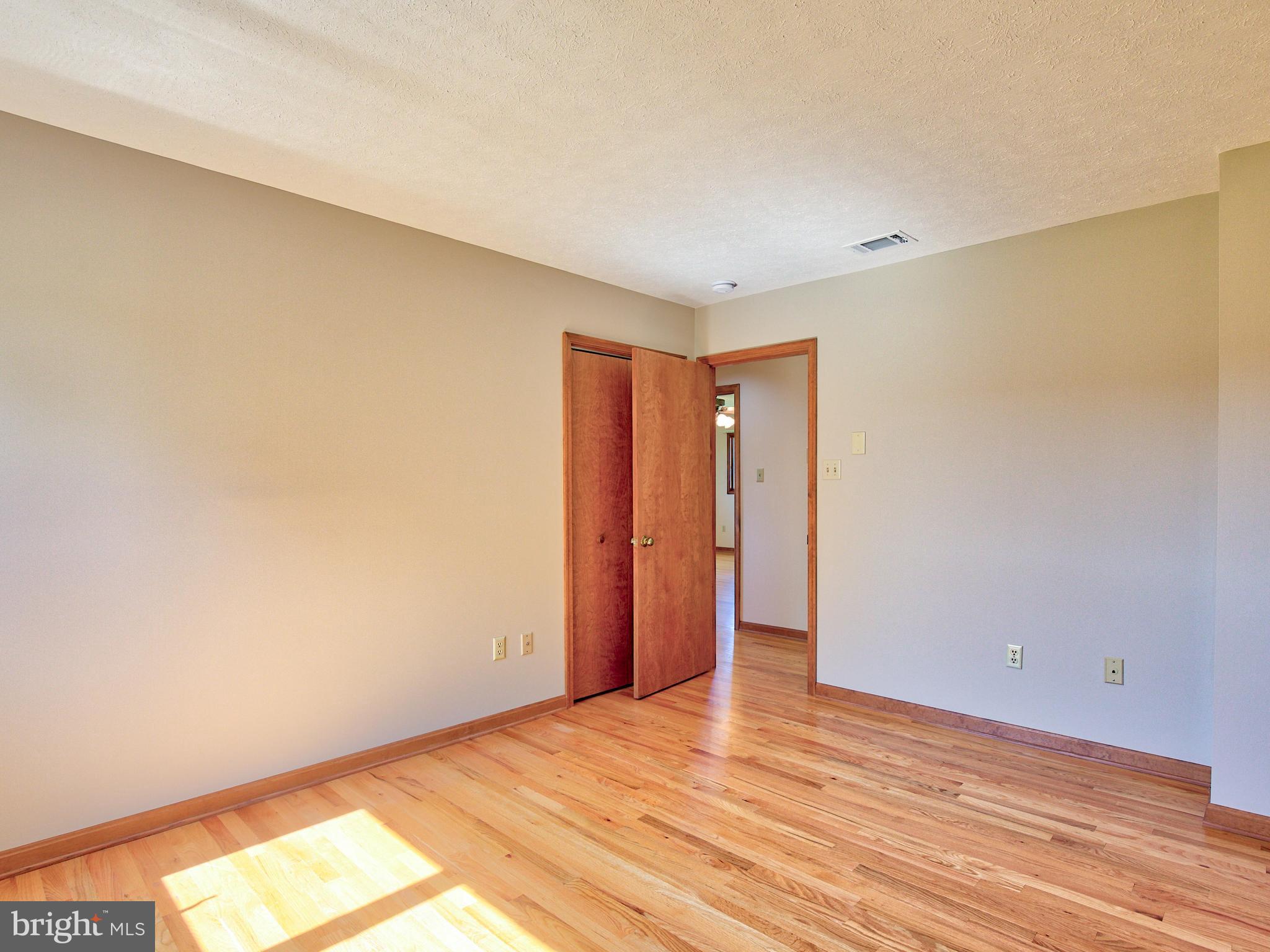 210 Hanging Tree Road Winchester, VA 22603 - Photo 32 of 50 Bedroom #3 with hall bathroom access