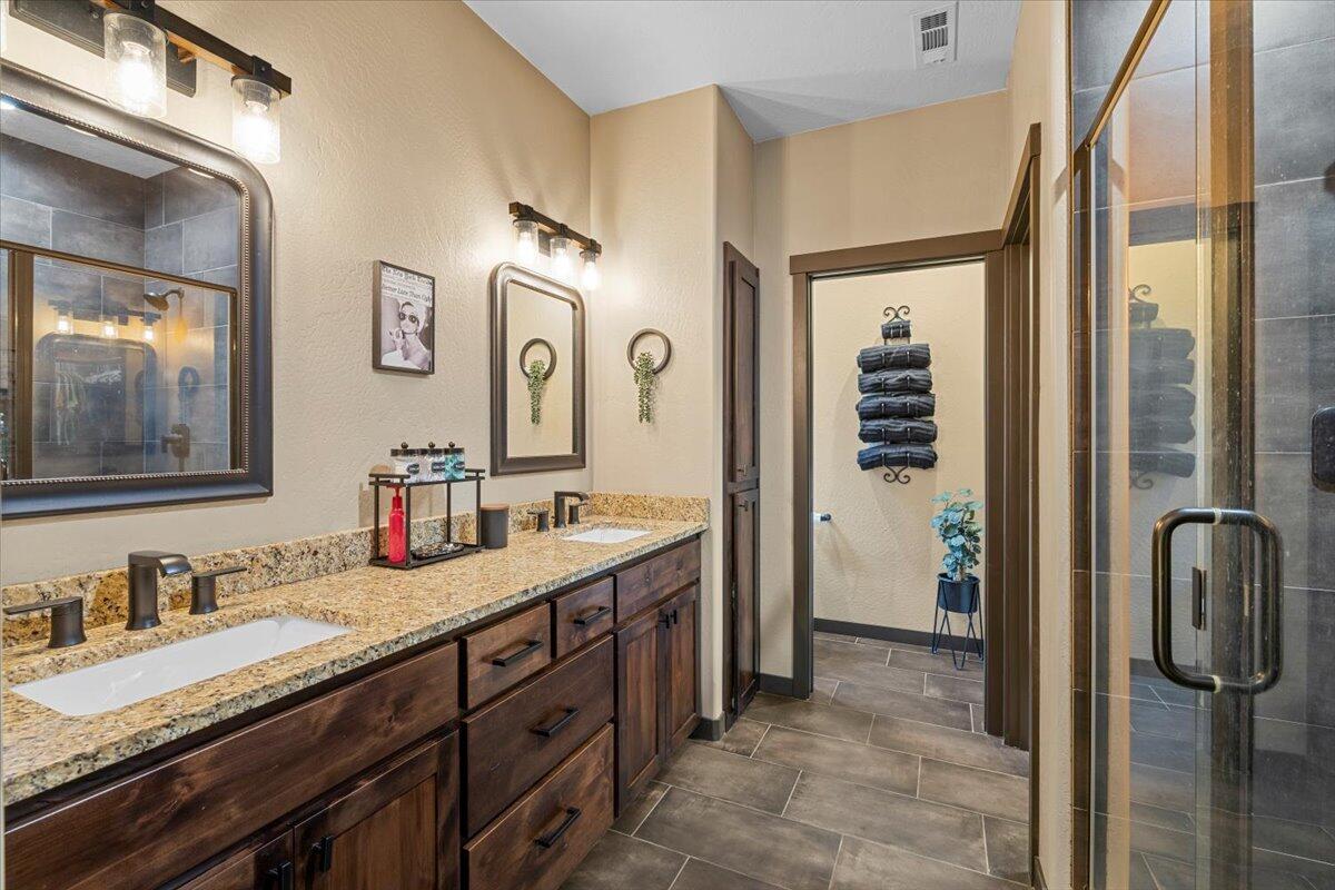 3285 Springbrook Road Medford, OR 97504 - Photo 19 of 46 21