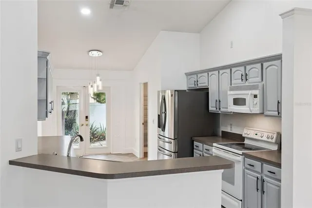 $425,000 | 655 Eagle Pointe South, Kissimmee, FL 34746