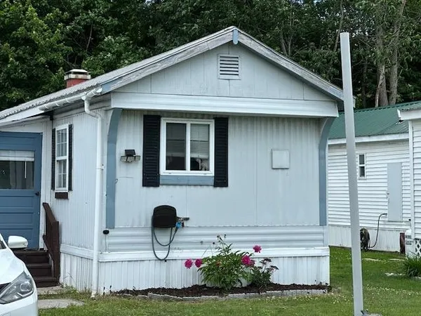$79,500 | 1 Dublin Street, Gorham, NH 03581