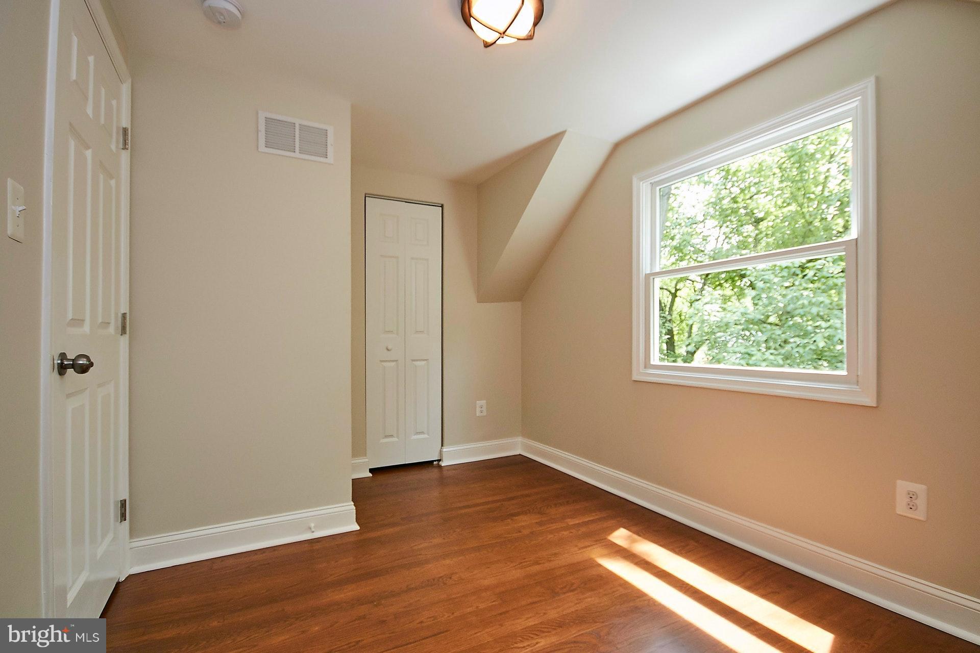 7577 Alleghany Road Manassas, VA 20111 - Photo 19 of 30 Bedroom