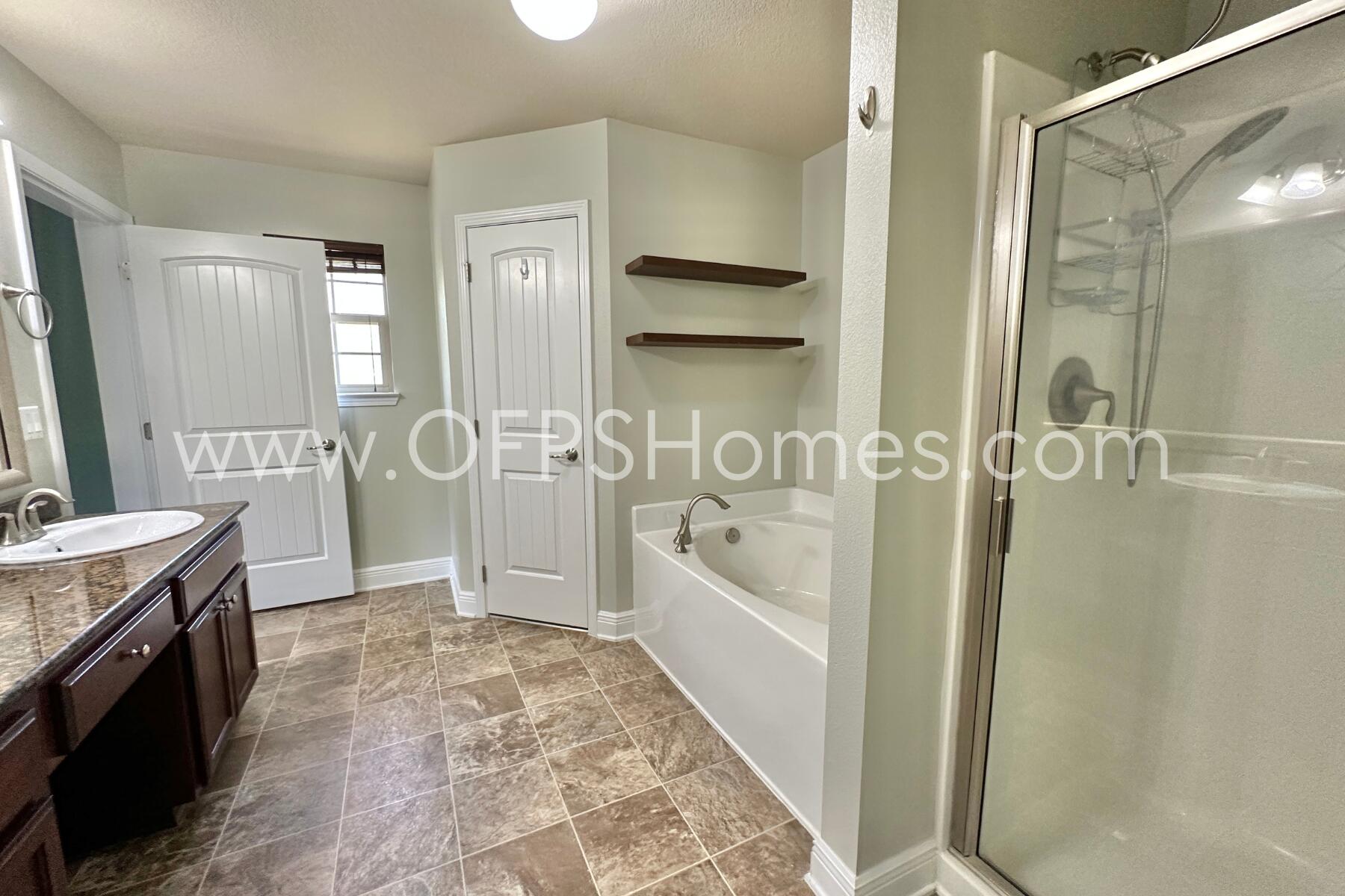 306 Gauntlet Drive Crestview, FL 32539 - Photo 14 of 23 14