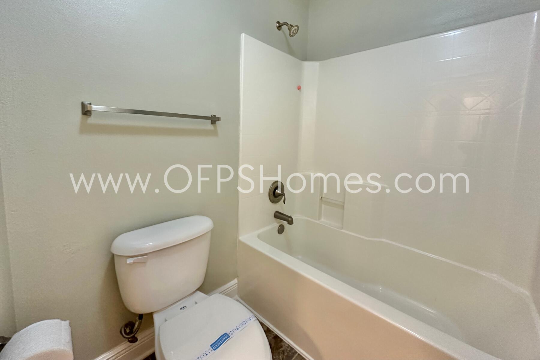 306 Gauntlet Drive Crestview, FL 32539 - Photo 20 of 23 20