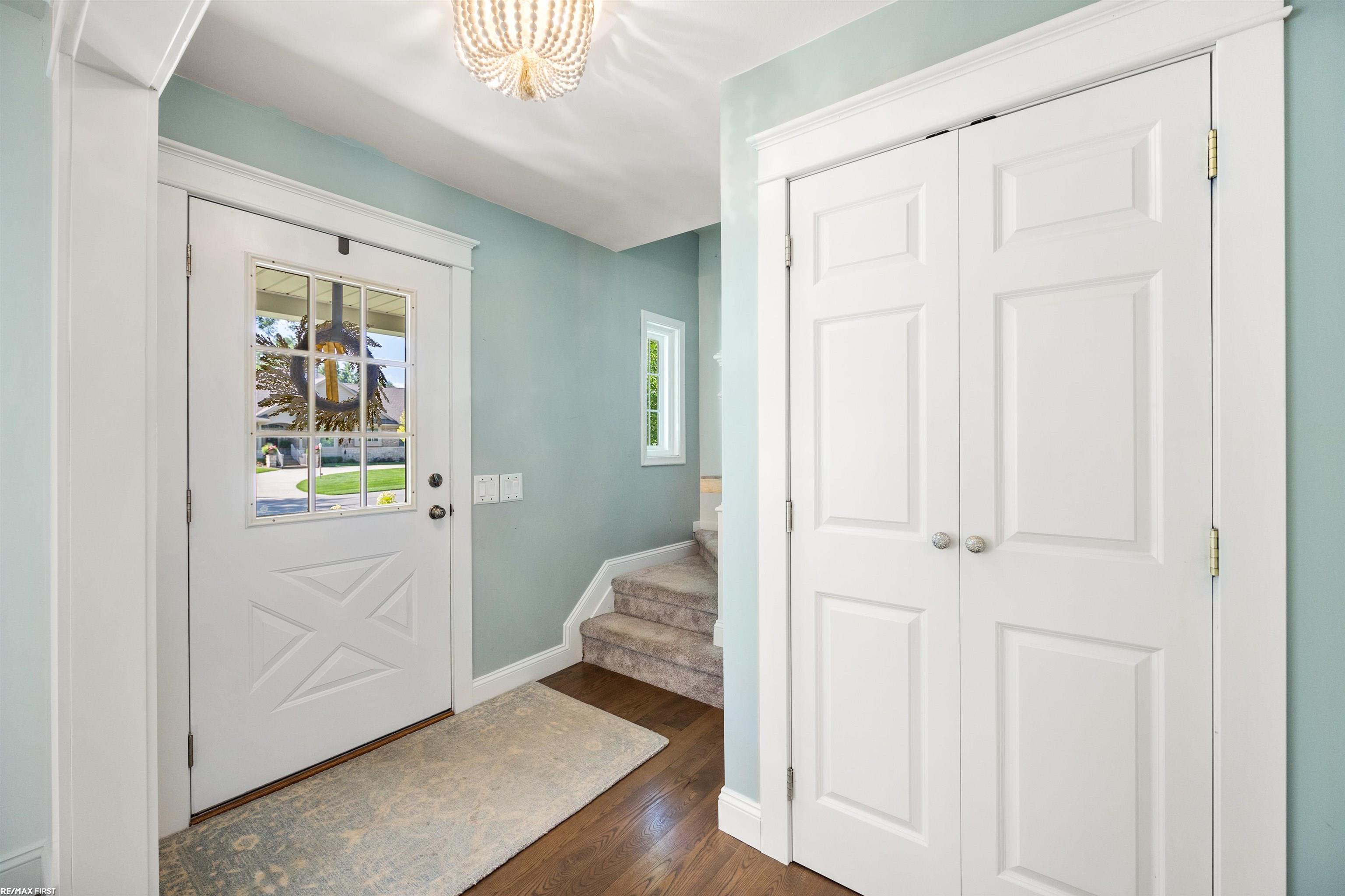 373 Red Oak Lane Rochester, MI 48307 - Photo 18 of 59 50119448-17.JPG