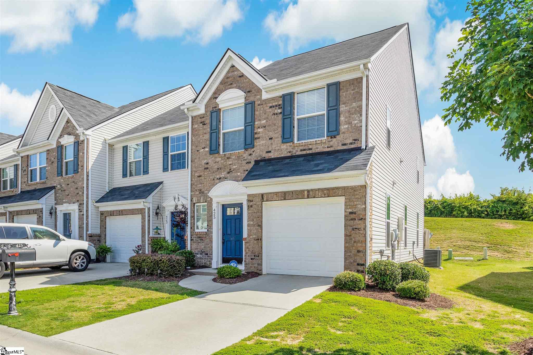 425 Christiane Way Greenville, SC 29607 - Photo 2 of 30 Gallery Image 2