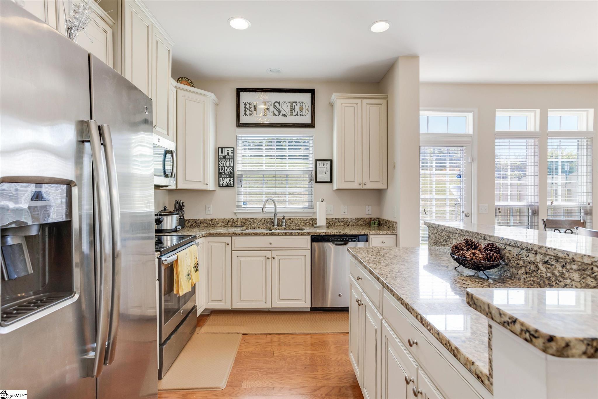 425 Christiane Way Greenville, SC 29607 - Photo 10 of 30 Gallery Image 10