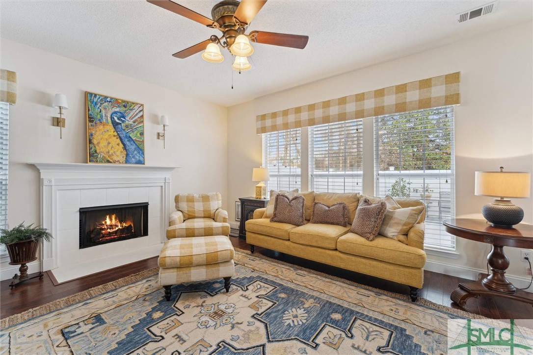 116 Creekside Drive Pooler, GA 31322 - Photo 5 of 16 This living room is straight out of a magazine—whe