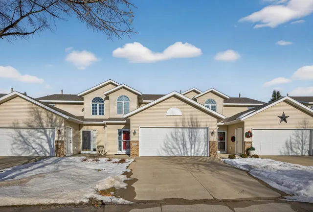 $339,900 | 2796 Viola Heights Drive Northeast, Rochester, MN 55906
