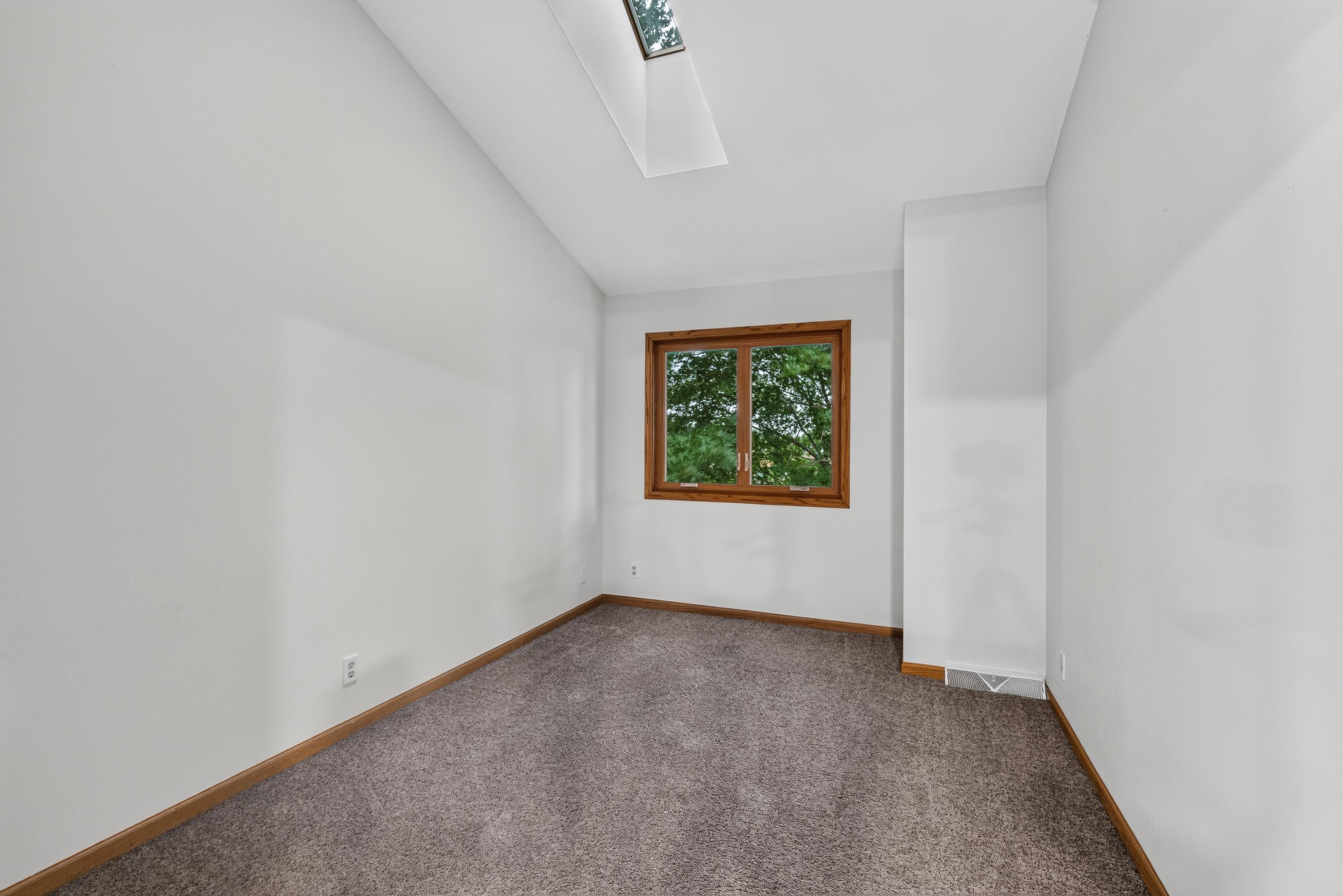 1200 County Rd V Fond du Lac, WI 54935 - Photo 20 of 32 Gallery Image 20