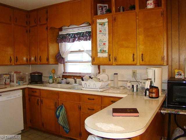 5441 Whites Chapel Road Staley, NC 27355 - Photo 4 of 8 Kitchen.