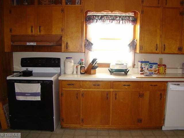 5441 Whites Chapel Road Staley, NC 27355 - Photo 5 of 8 Kitchen.