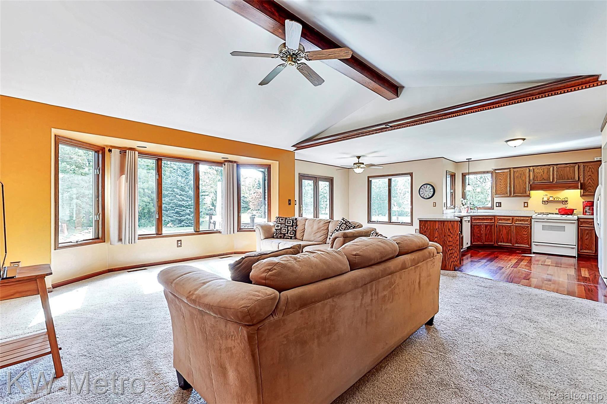 6192 Inkster Road Dearborn Heights, MI 48127 - Photo 14 of 34 Living Room (2).jpg