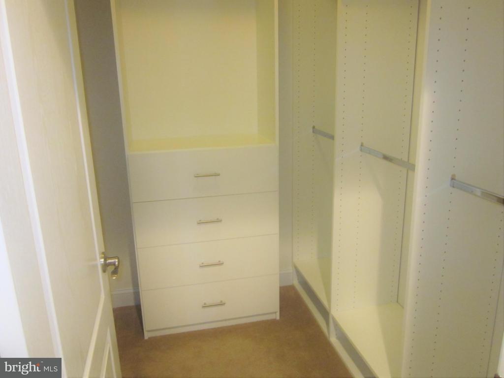 1704 Speedwell Road Lancaster, PA 17601 - Photo 24 of 35 Gallery Image 24