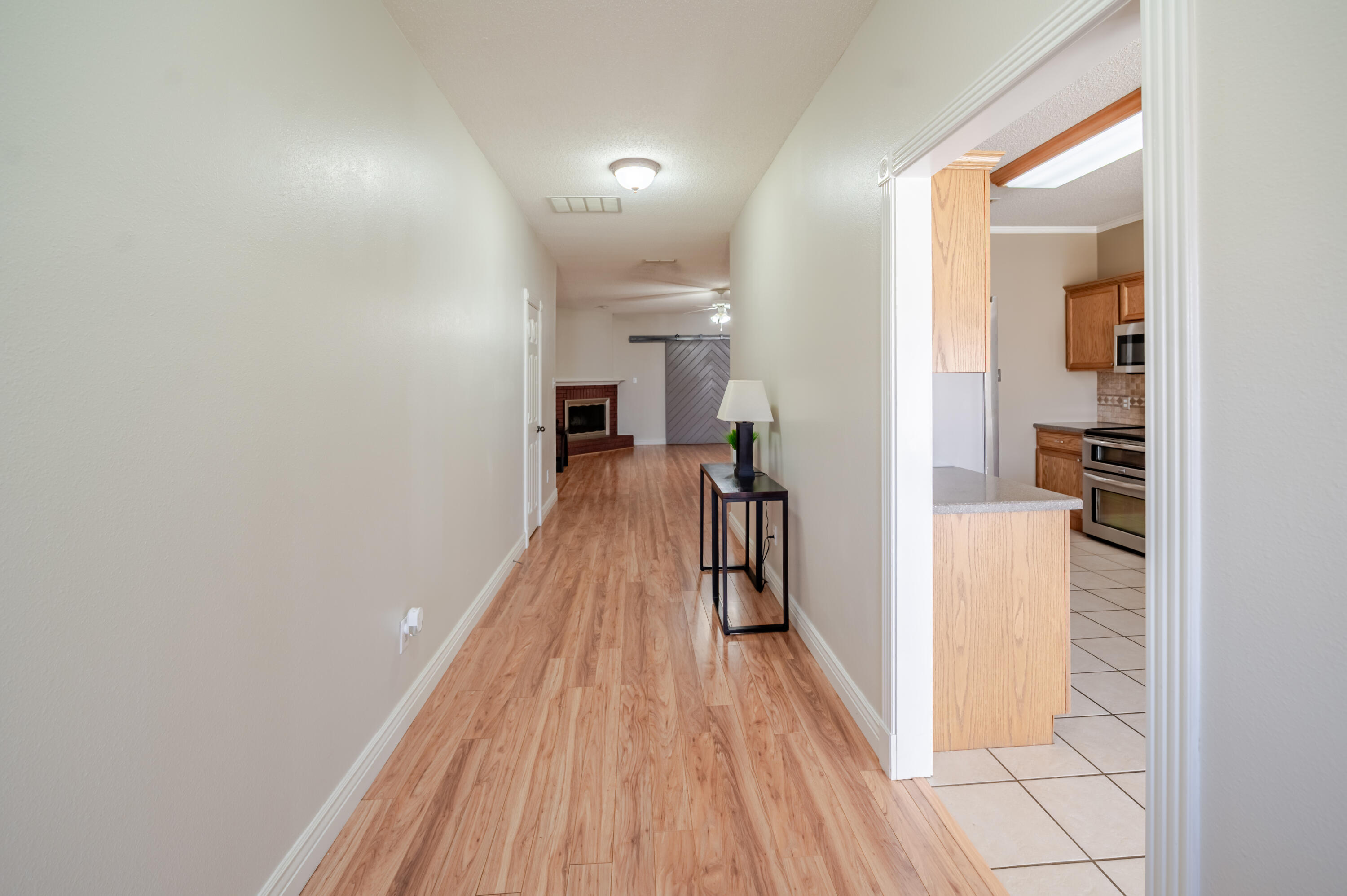 6810 84th Street Lubbock, TX 79424 - Photo 4 of 33 RE6.2-6