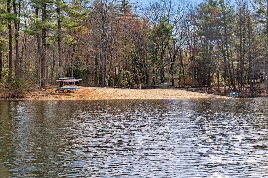 7 Hickory Lane Lunenburg, MA 01462 - Photo 11 of 40