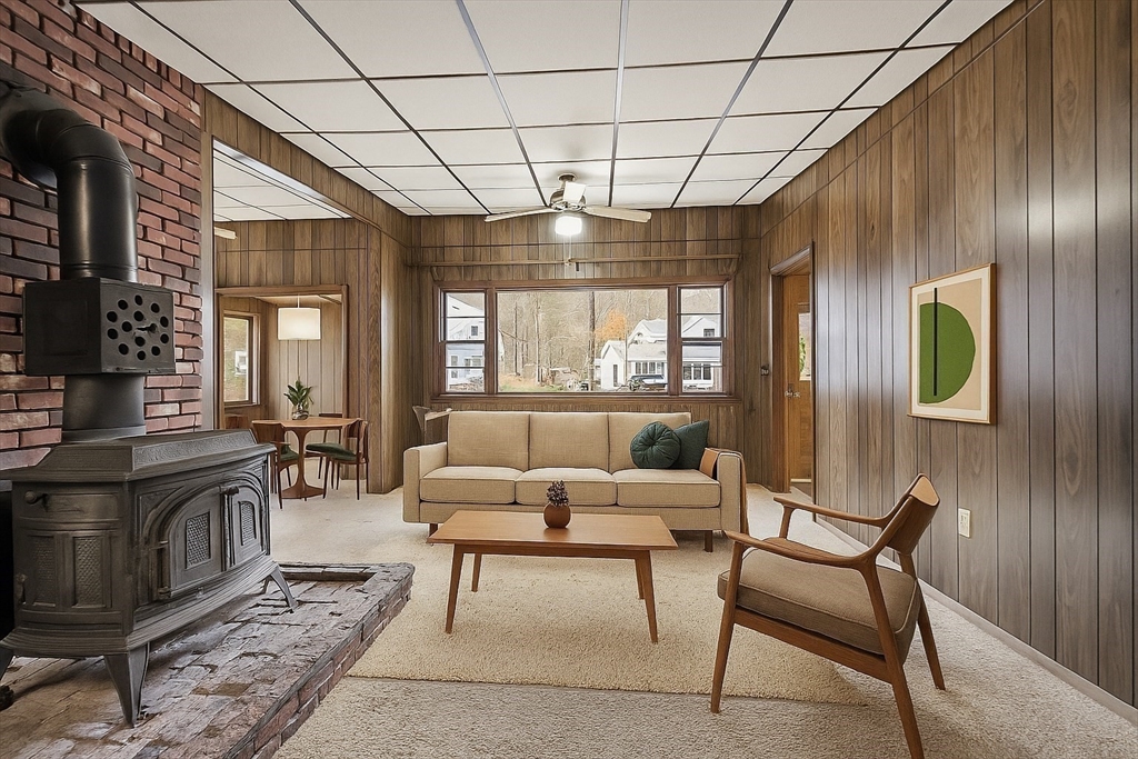 7 Hickory Lane Lunenburg, MA 01462 - Photo 15 of 40