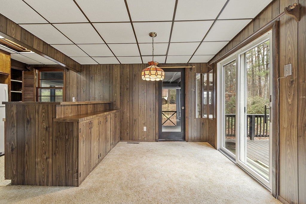 7 Hickory Lane Lunenburg, MA 01462 - Photo 32 of 40 a view of entryway with a hallway