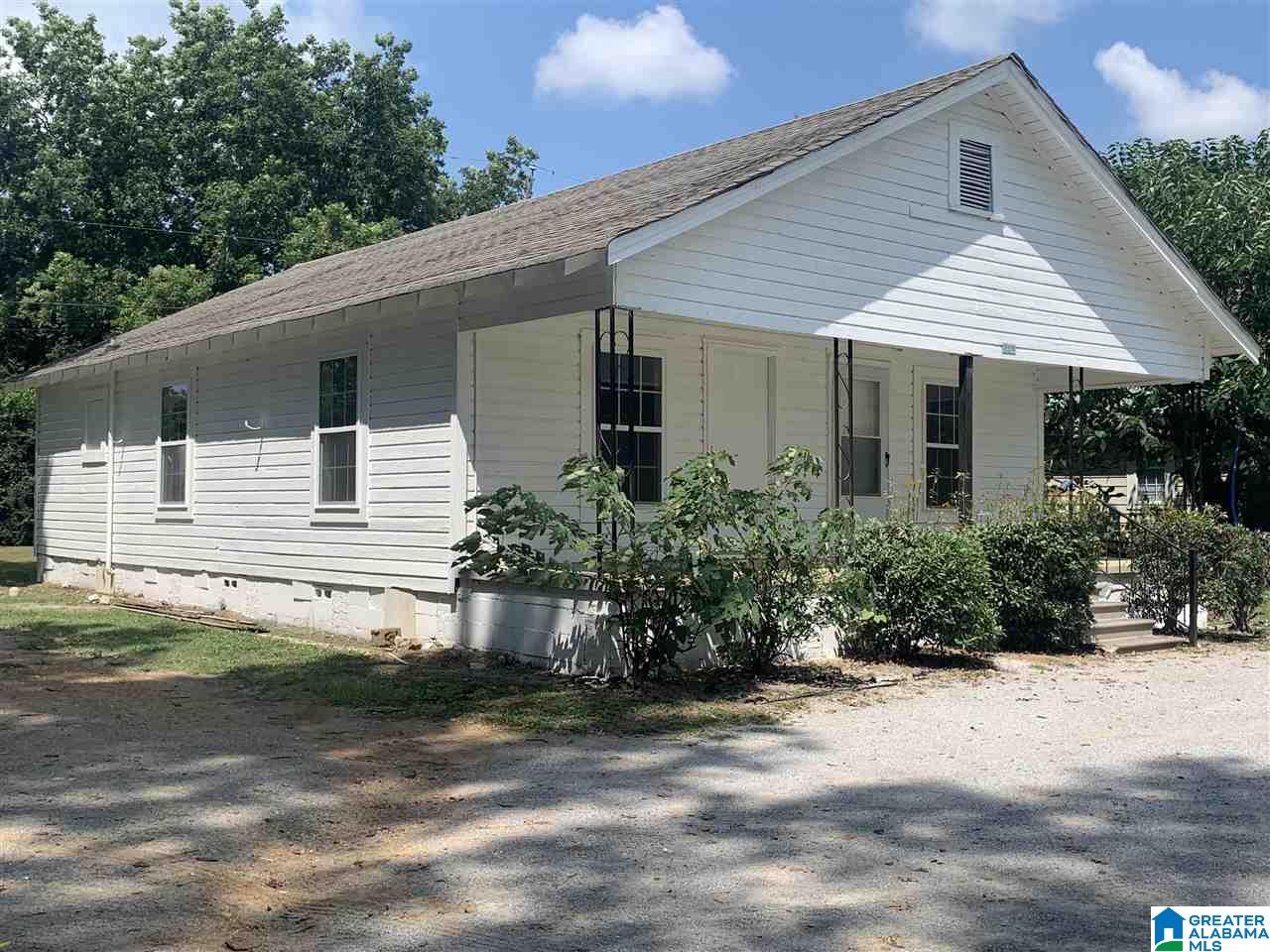 1403 Southwest Stadium Drive Alabaster, AL 35007 - Photo 2 of 19