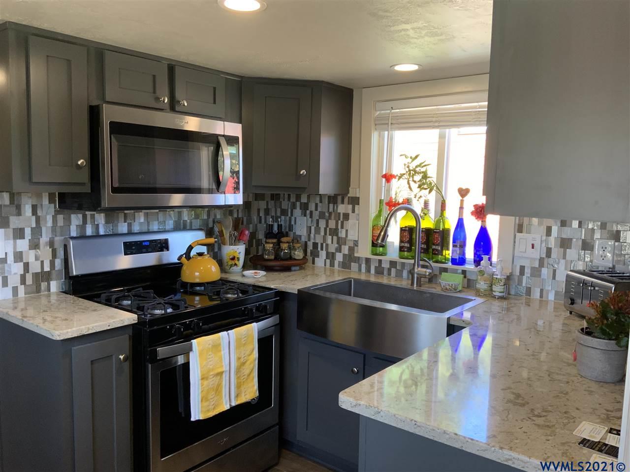 8372 Enchanted Way Southeast, Unit 230 Turner, OR 97392 - Photo 25 of 30