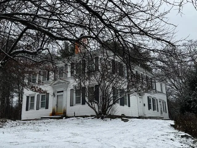 $279,000 | 627 Waterville Road, Skowhegan, ME 04976