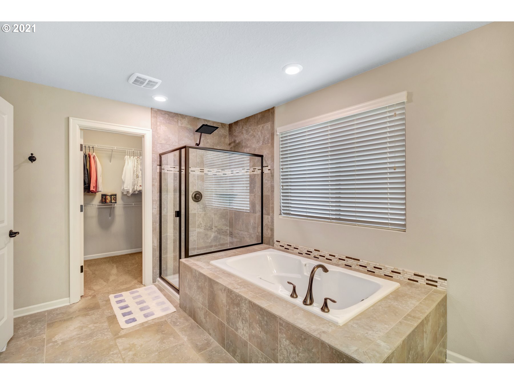 9367 Southwest Treble Lane Portland, OR 97225 - Photo 14 of 22 Gallery Image 14