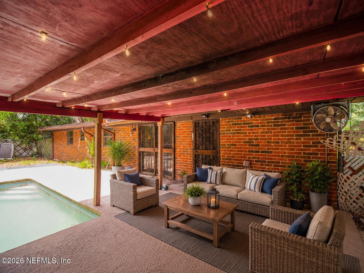 918 Bacall Road Jacksonville, FL 32218 - Photo 32 of 41 VIRTUALLY STAGED PATIO