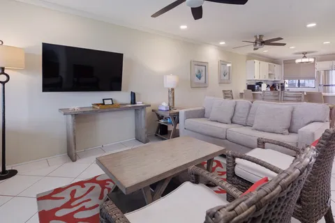 $820,000 | 78-6920 Alii Drive, Unit 229, Kailua-Kona, HI 96740