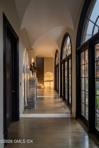 $18,500,000 | 41 Meadow Wood Drive, Greenwich, CT 06830