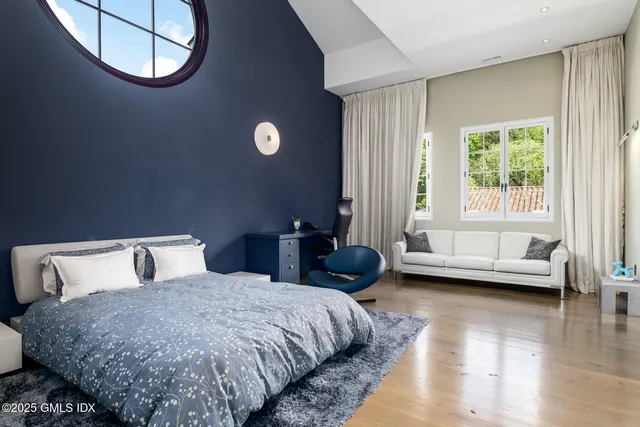 $18,500,000 | 41 Meadow Wood Drive, Greenwich, CT 06830