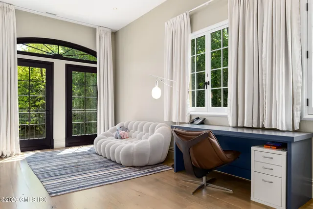 $18,500,000 | 41 Meadow Wood Drive, Greenwich, CT 06830