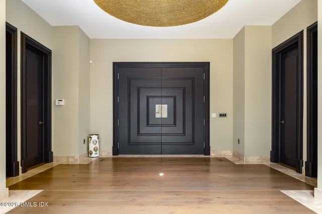 $18,500,000 | 41 Meadow Wood Drive, Greenwich, CT 06830